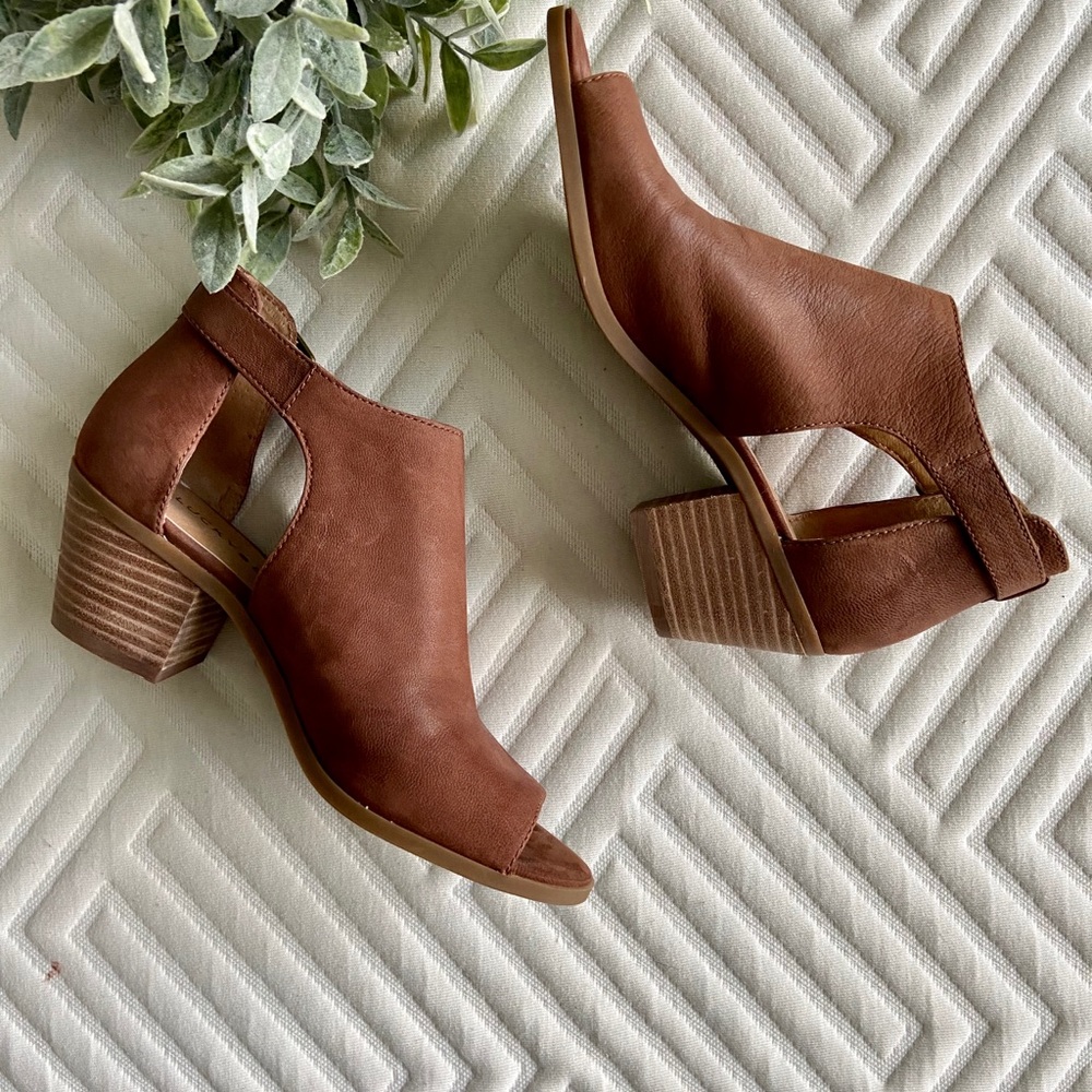 Lucky Brand Leather Cut Out Ankle Booties